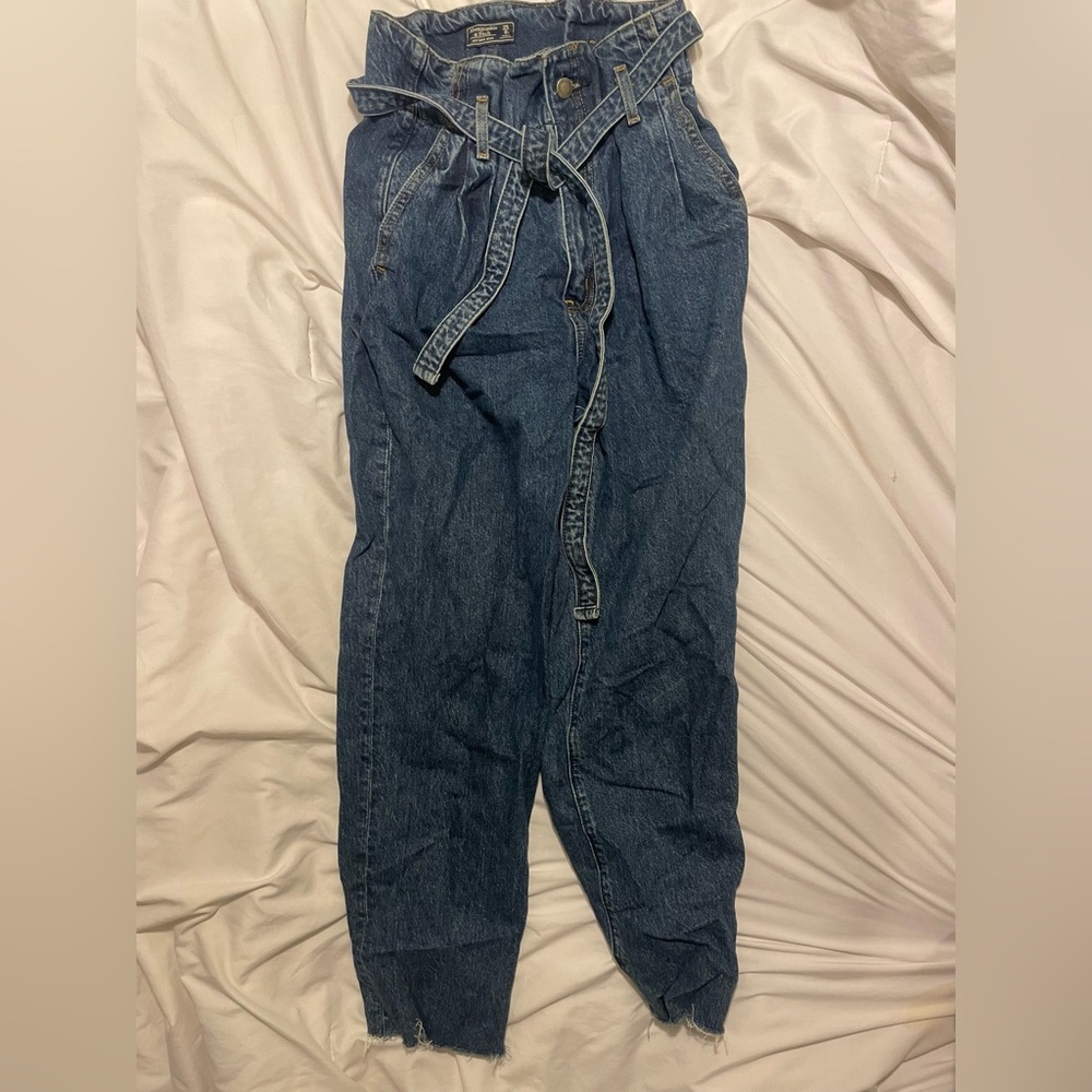 Abercrombie size 25 mom jeans